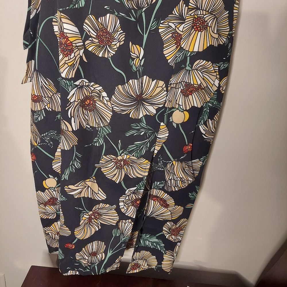 Floral Skirt Set- New - Picture 5 of 8